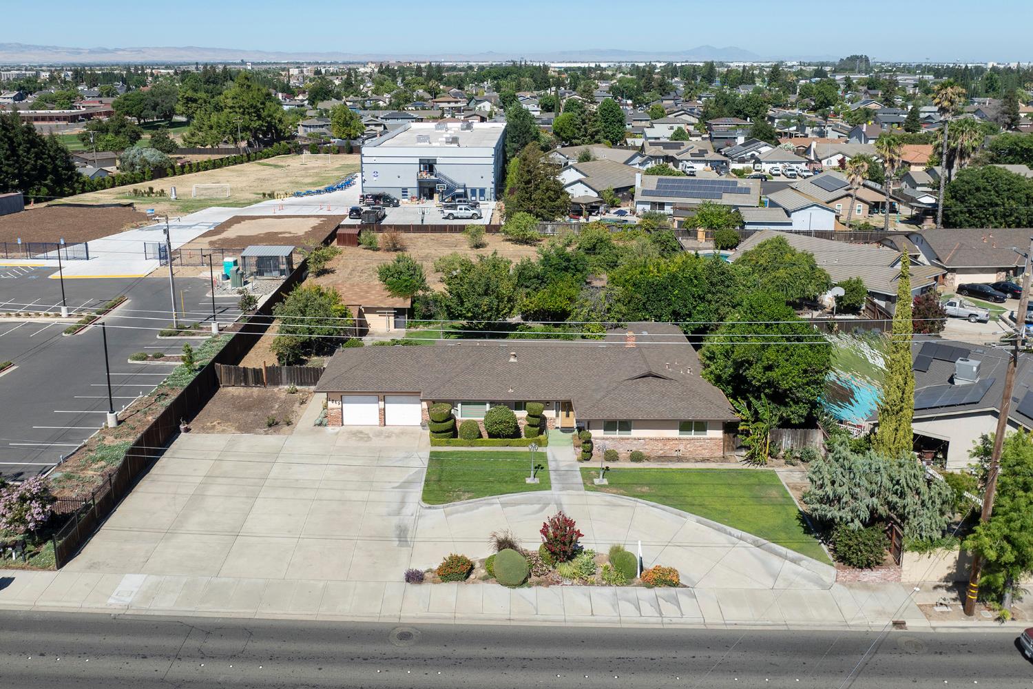 1065 Union Rd, Manteca, CA 95337
