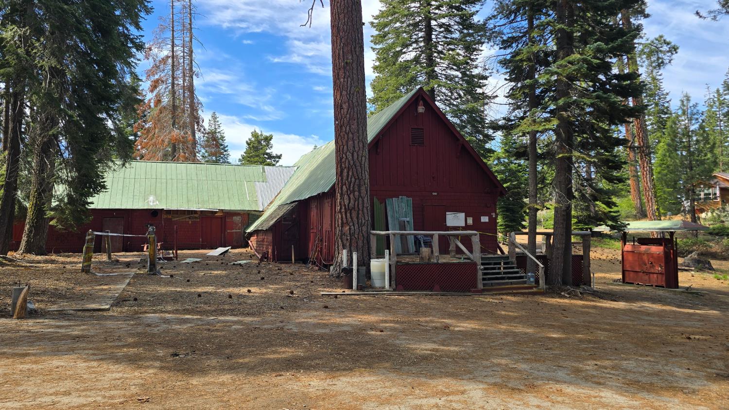 61011 Cedar Crest Ln, Lakeshore, CA 93634