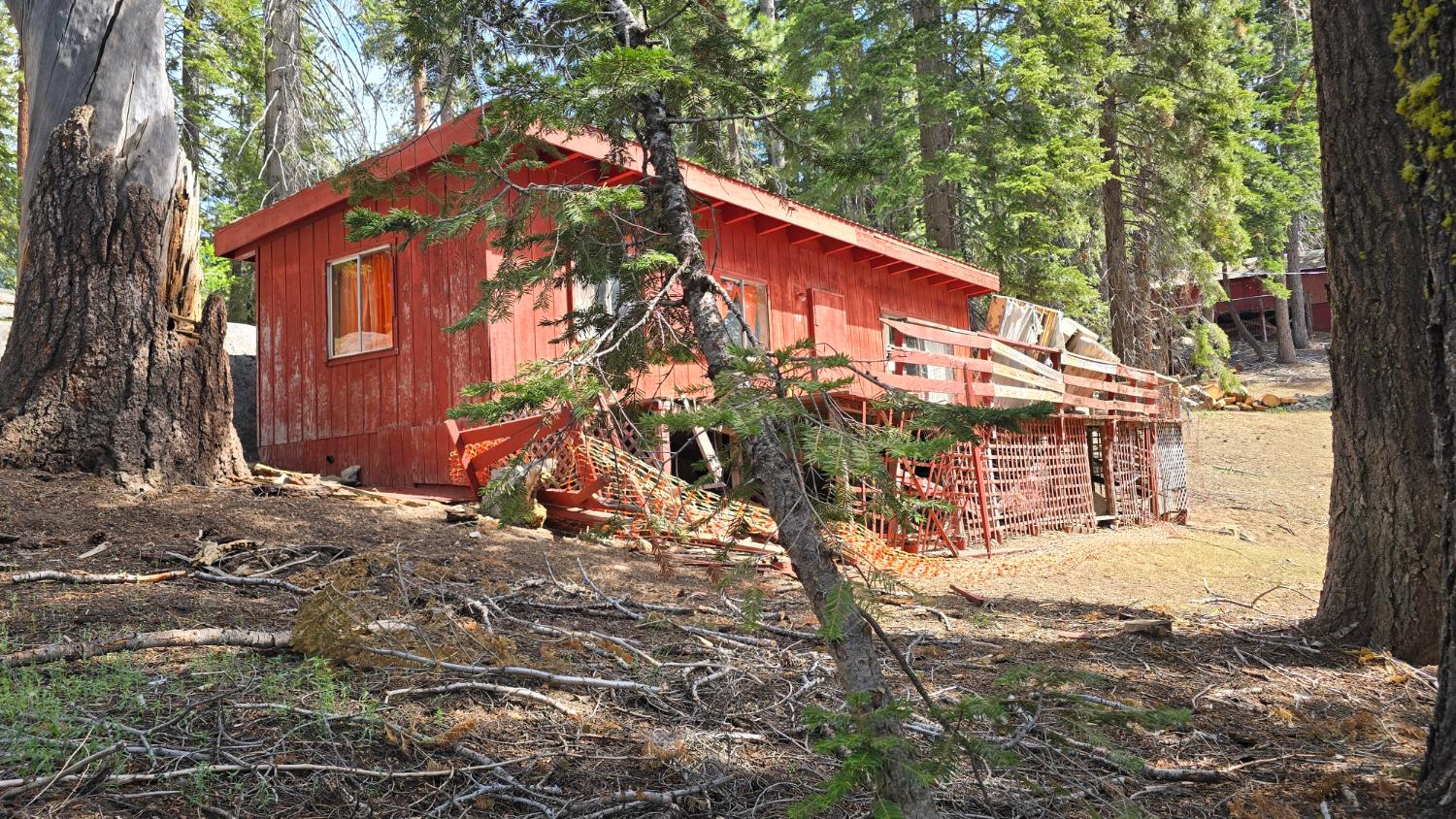 61011 Cedar Crest Ln, Lakeshore, CA 93634