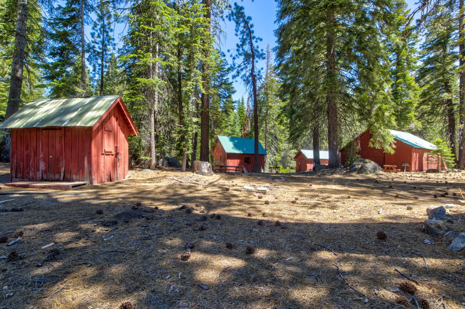 61011 Cedar Crest Ln, Lakeshore, CA 93634