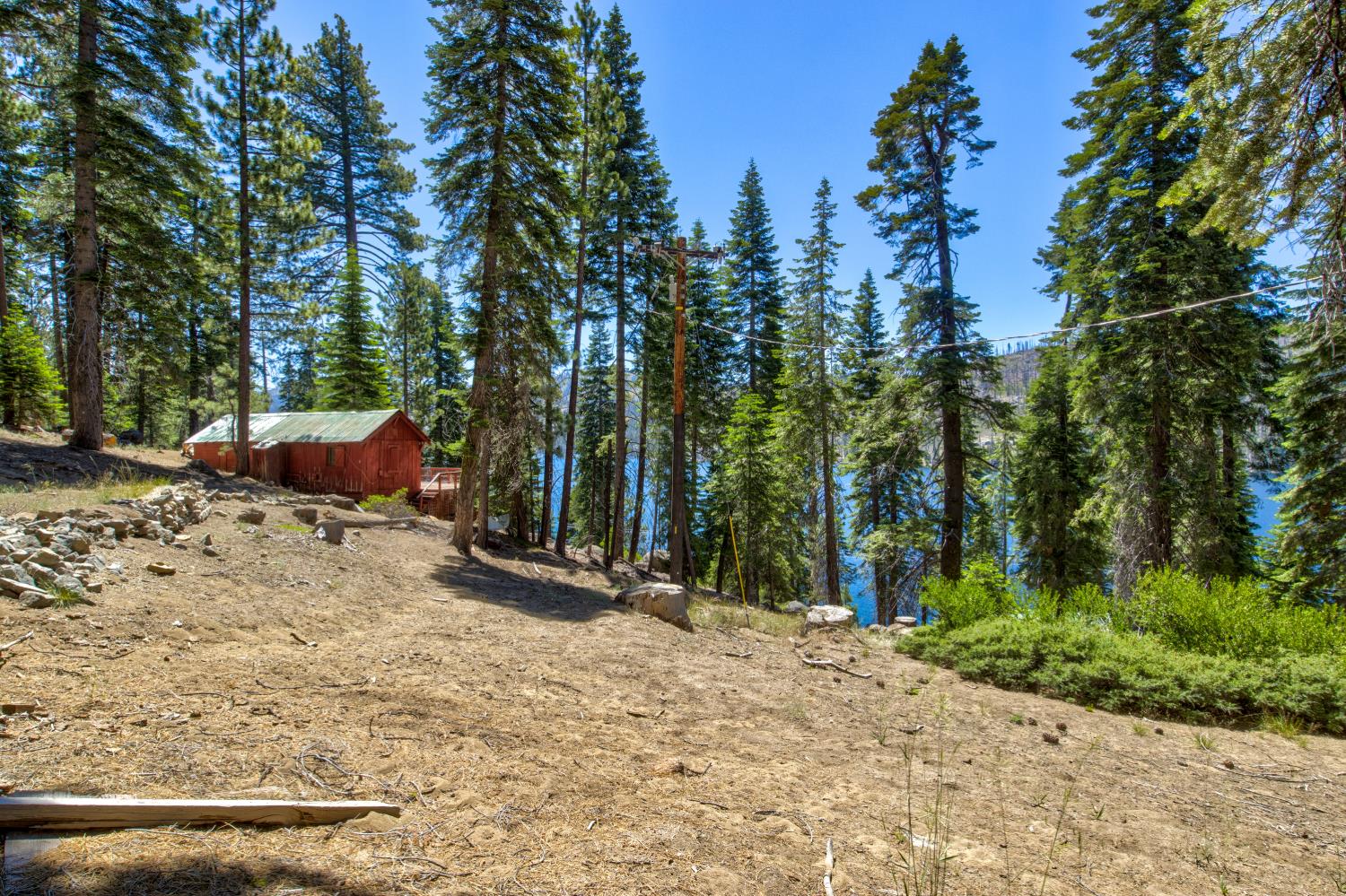 61011 Cedar Crest Ln, Lakeshore, CA 93634