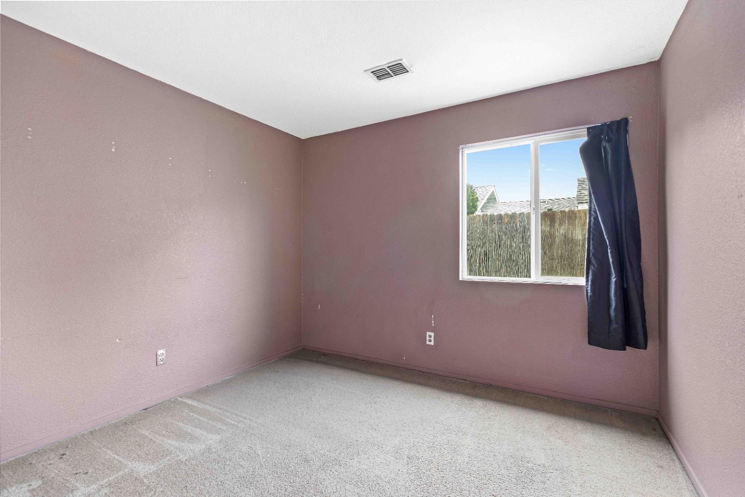 310 W F St, Turlock, CA 95380