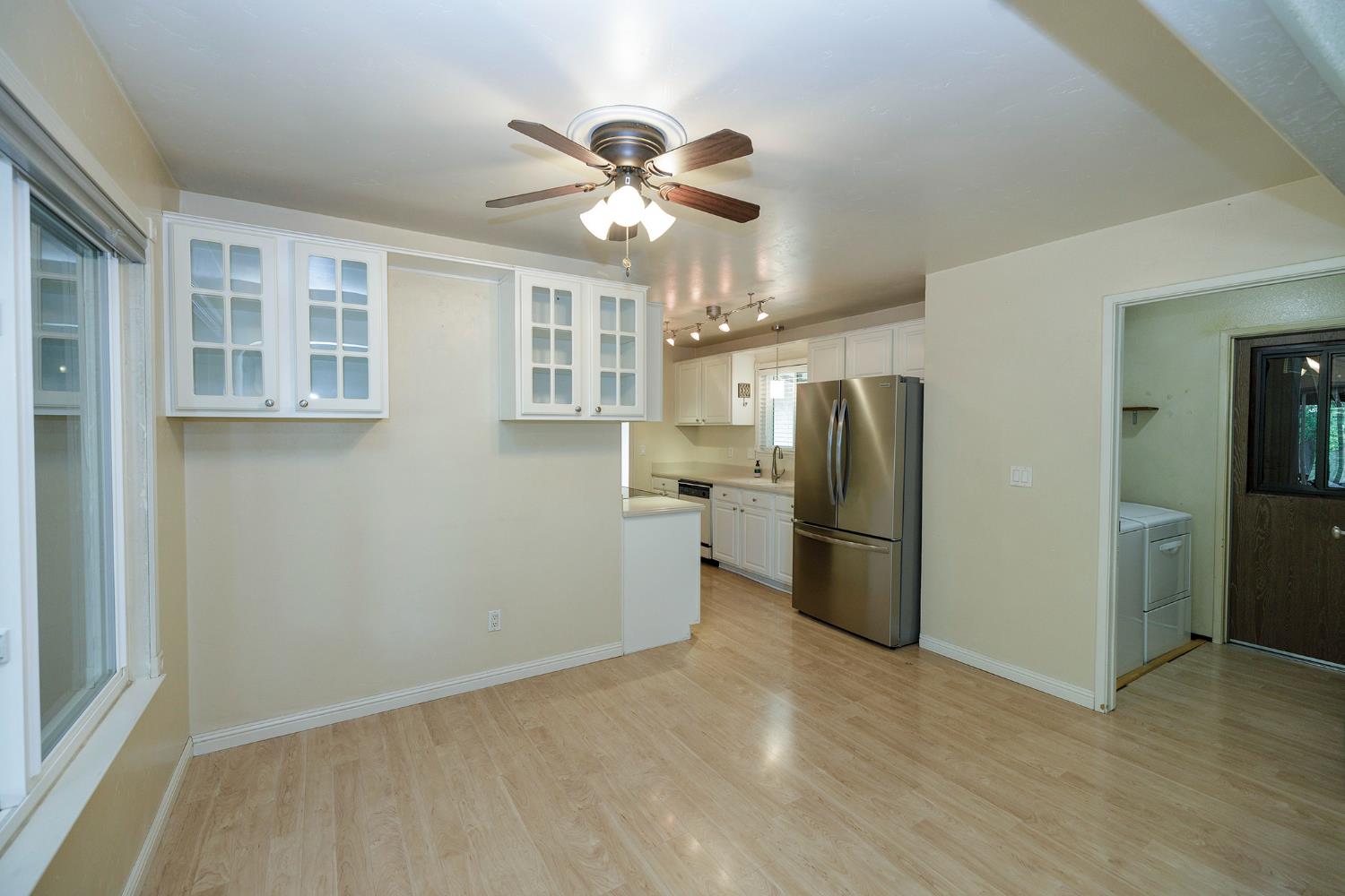 1501 Palmdale Dr, Modesto, CA 95355