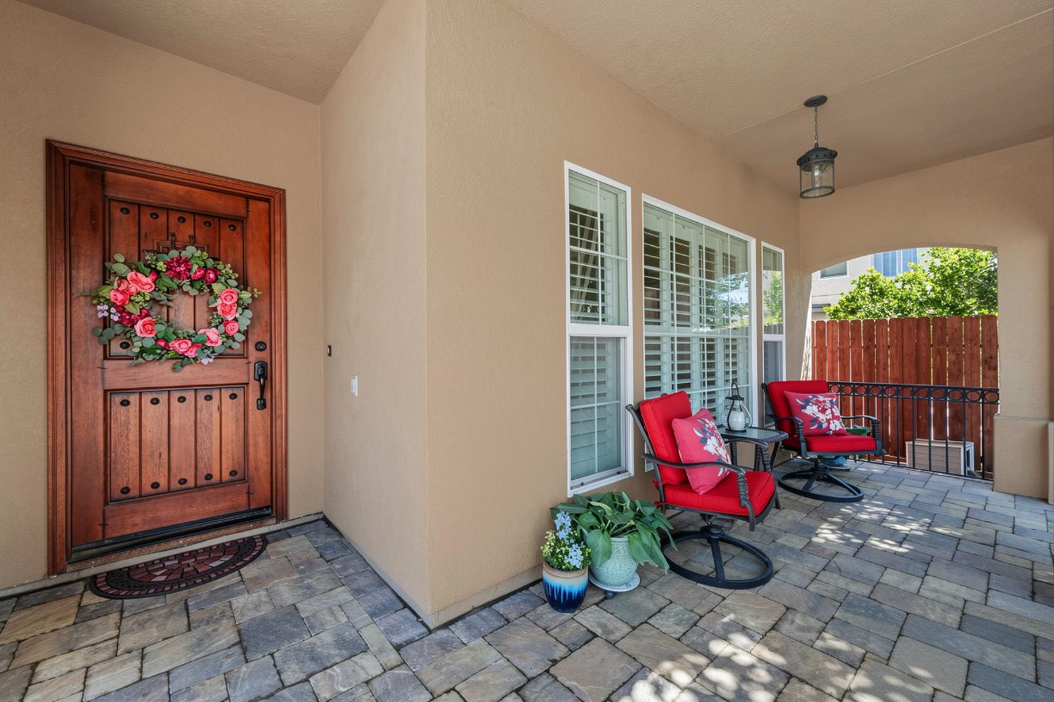 1350 Anacapri Dr, Manteca, CA 95336