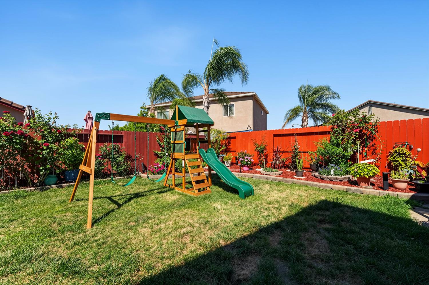 1350 Anacapri Dr, Manteca, CA 95336