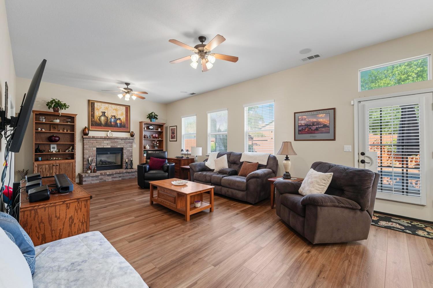 1350 Anacapri Dr, Manteca, CA 95336