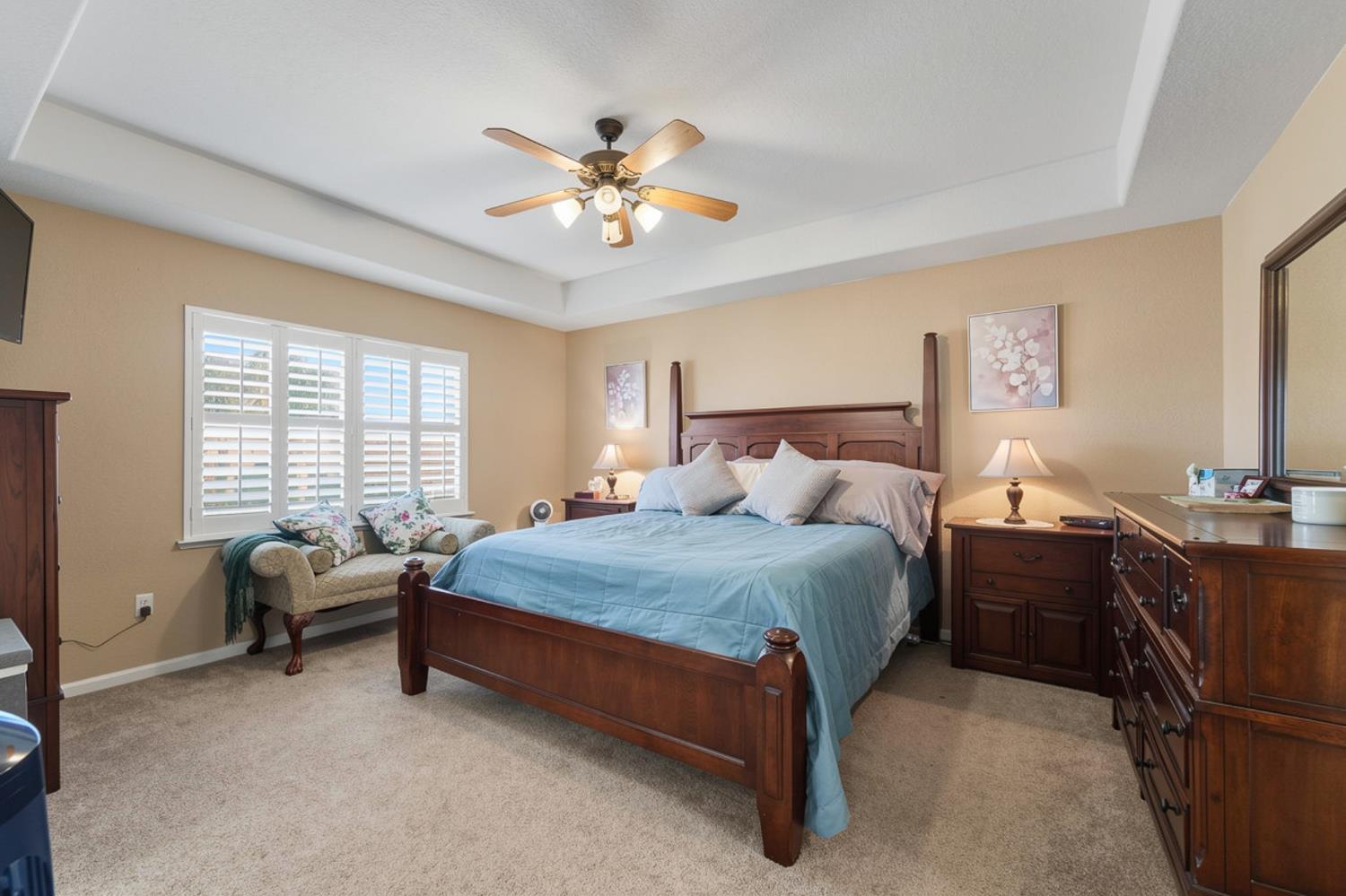 1350 Anacapri Dr, Manteca, CA 95336