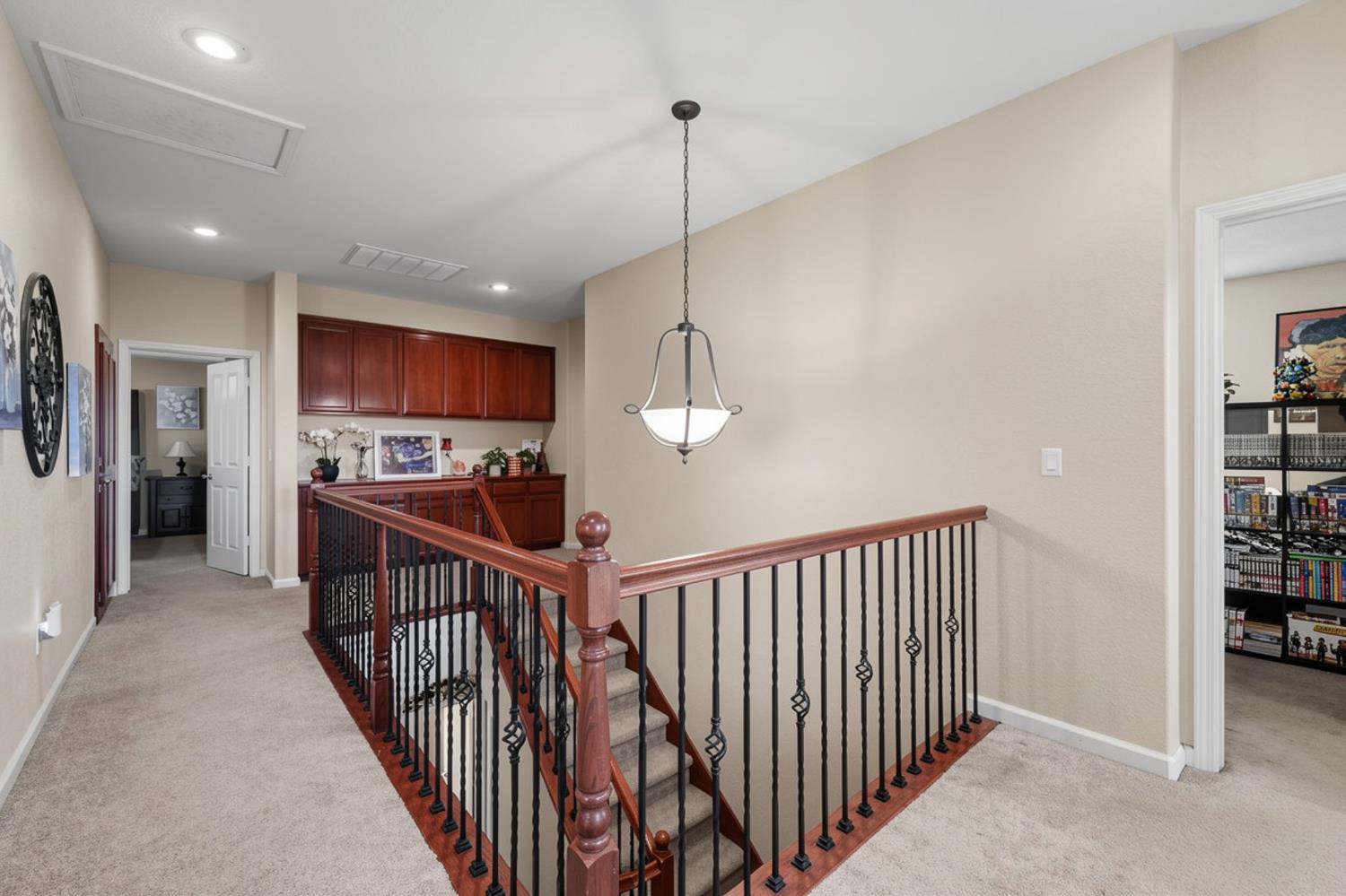 1350 Anacapri Dr, Manteca, CA 95336