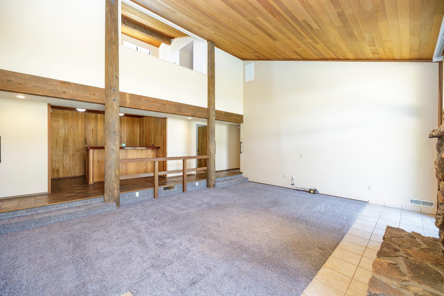 6707 Zerillo Dr, Riverbank, CA 95367
