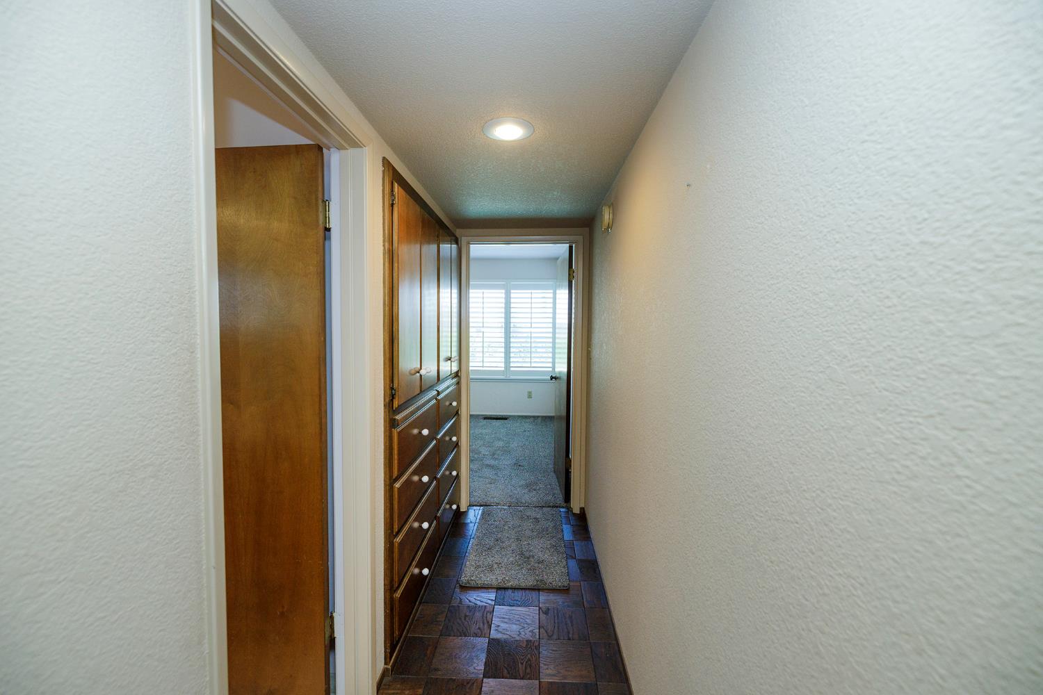 6707 Zerillo Dr, Riverbank, CA 95367