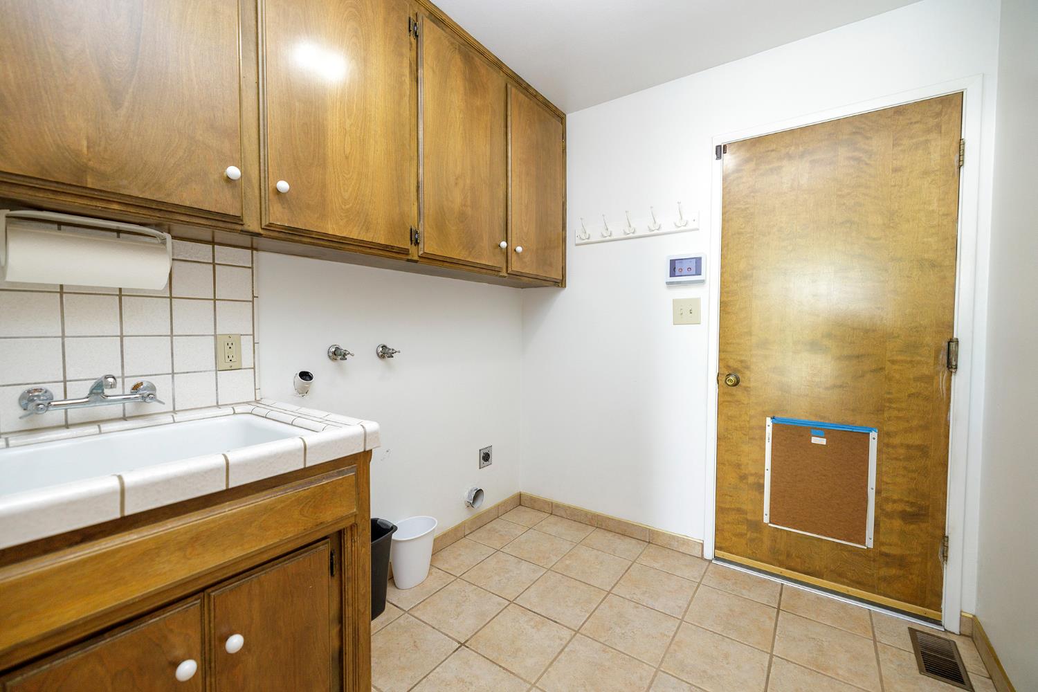 6707 Zerillo Dr, Riverbank, CA 95367