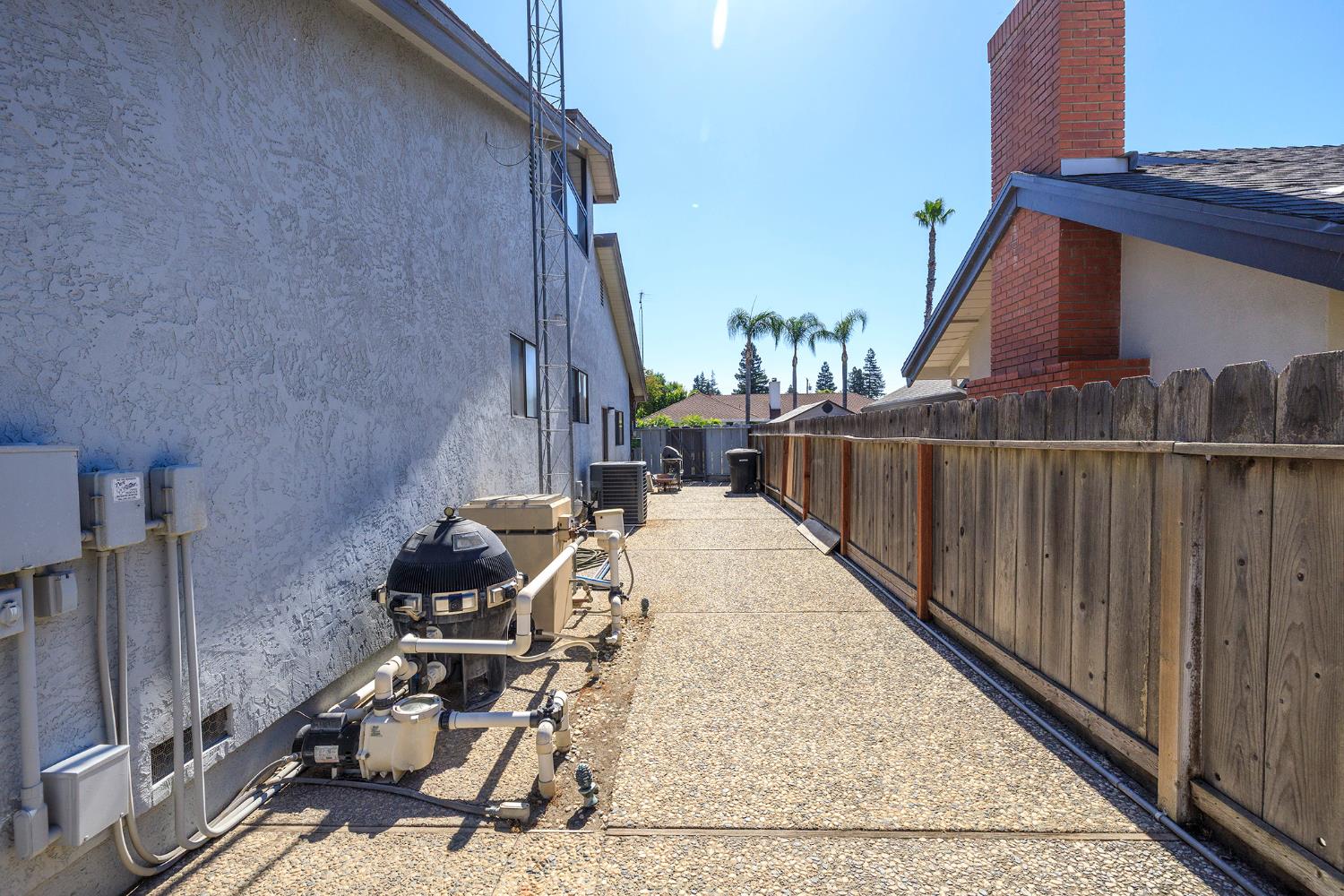 6707 Zerillo Dr, Riverbank, CA 95367