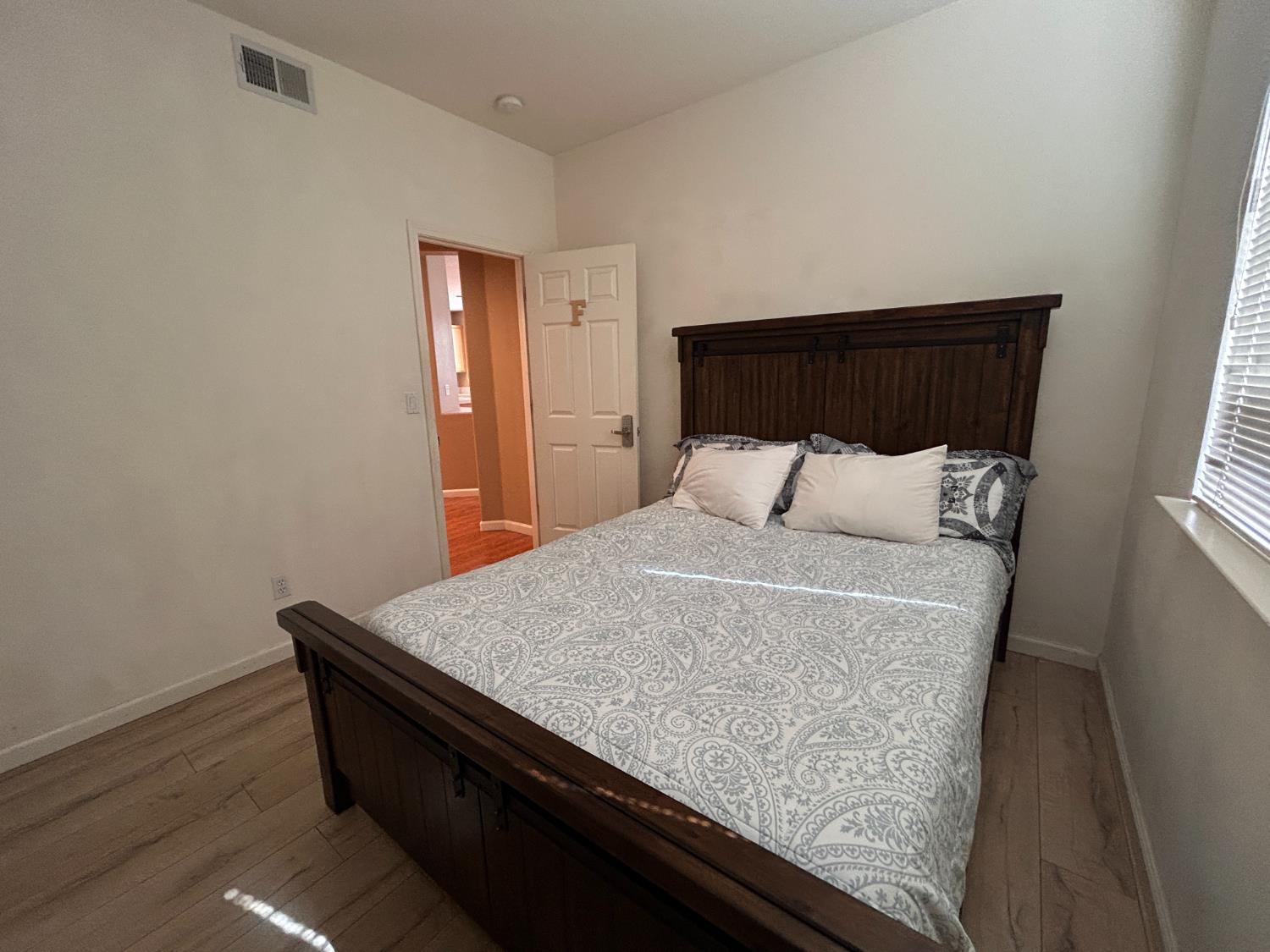 3308 Yerington Ct, Modesto, CA 95355