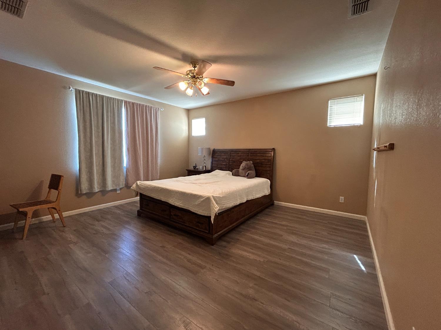 3308 Yerington Ct, Modesto, CA 95355