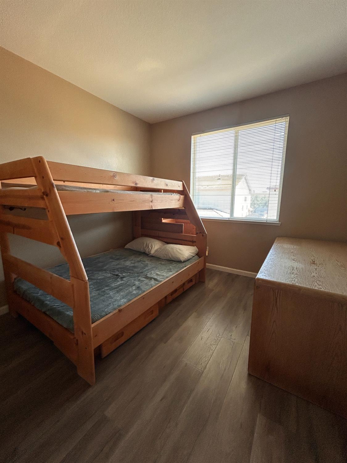 3308 Yerington Ct, Modesto, CA 95355