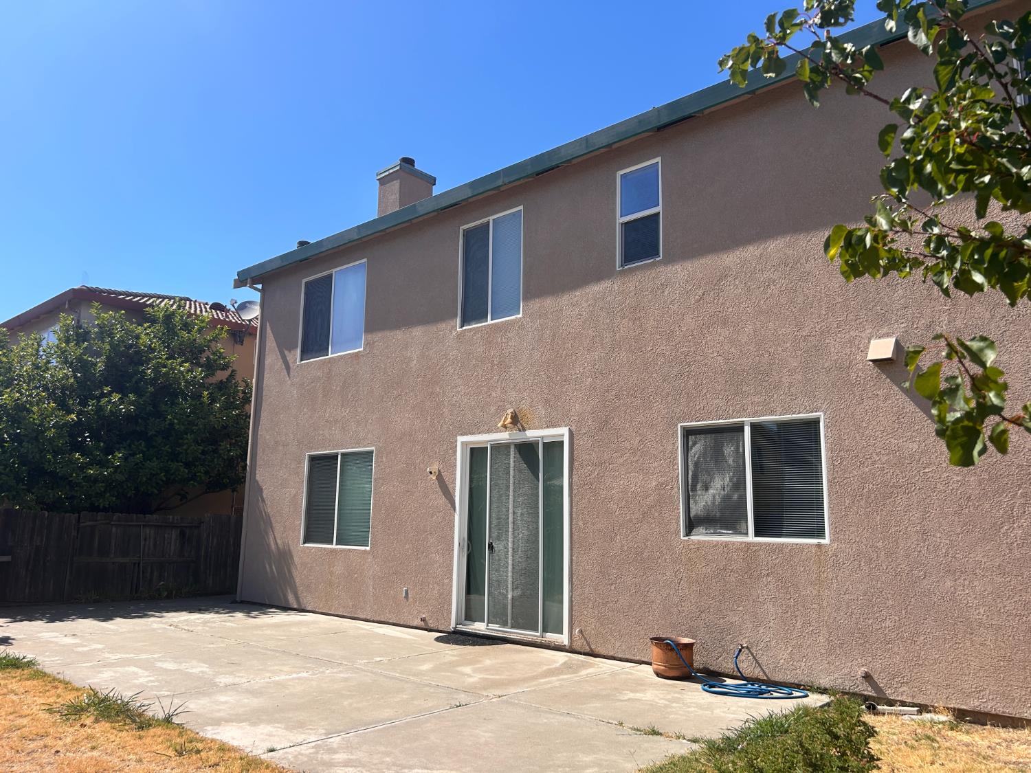 3308 Yerington Ct, Modesto, CA 95355