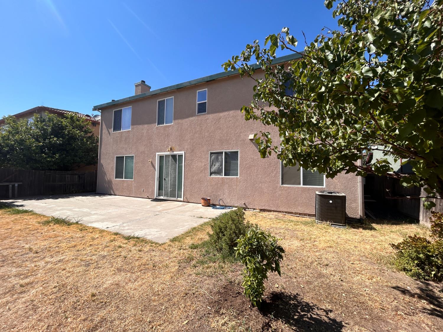 3308 Yerington Ct, Modesto, CA 95355