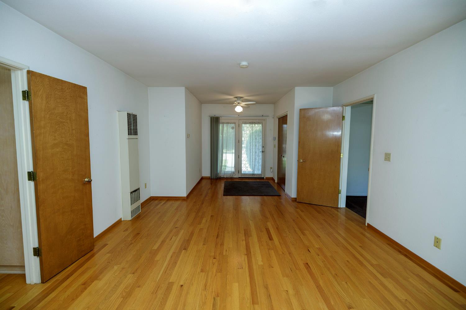 22342 Henry Rd, Escalon, CA 95320
