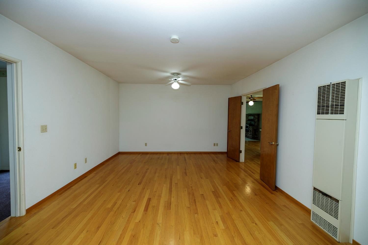 22342 Henry Rd, Escalon, CA 95320
