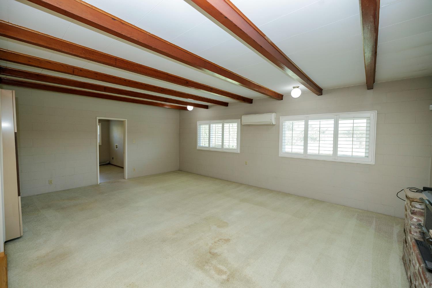 22342 Henry Rd, Escalon, CA 95320