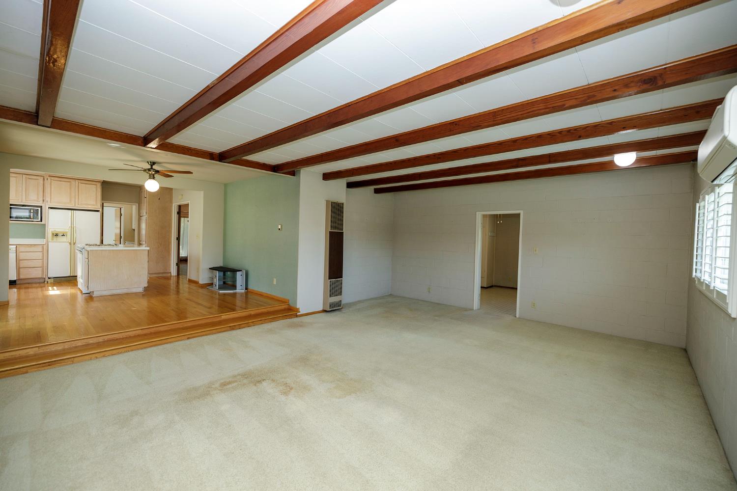 22342 Henry Rd, Escalon, CA 95320