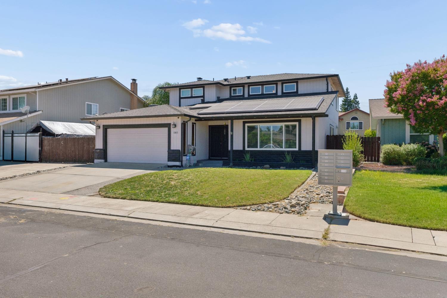 585 Bounty Pl, Manteca, CA 95337