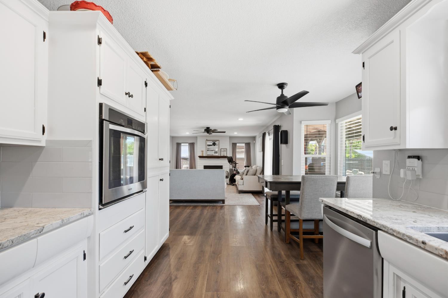585 Bounty Pl, Manteca, CA 95337