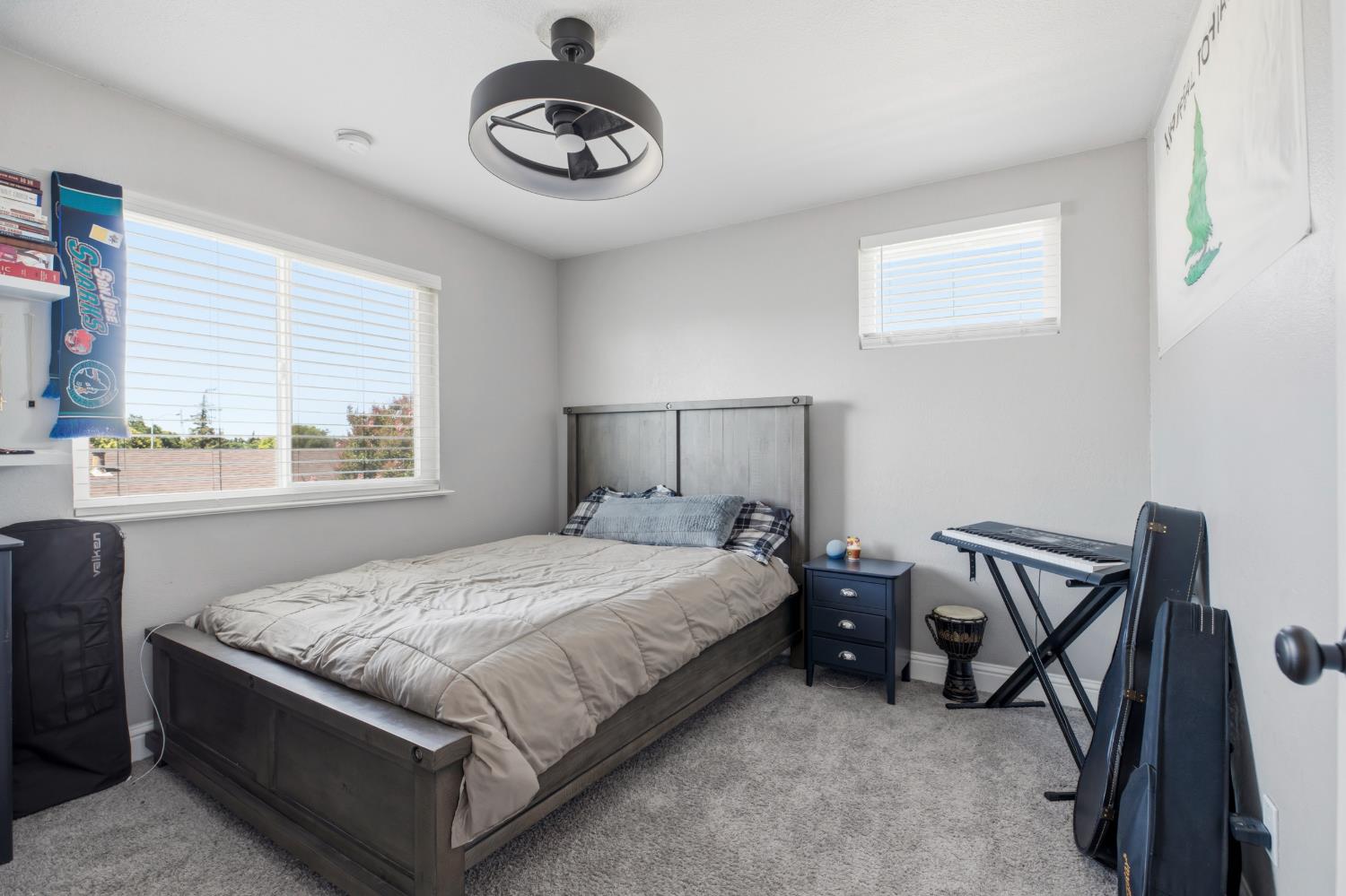 585 Bounty Pl, Manteca, CA 95337