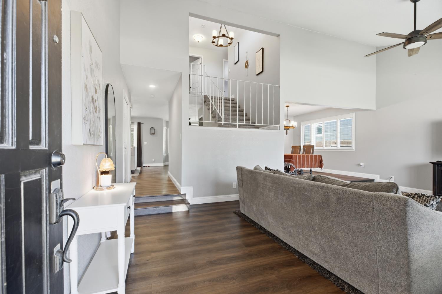 585 Bounty Pl, Manteca, CA 95337