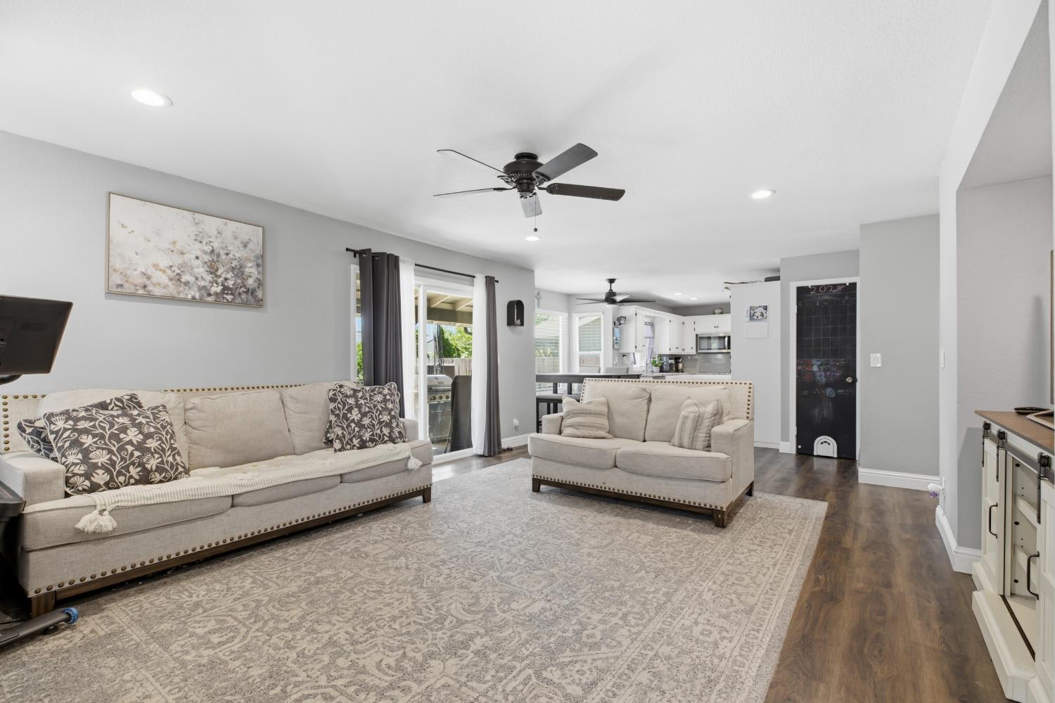 585 Bounty Pl, Manteca, CA 95337