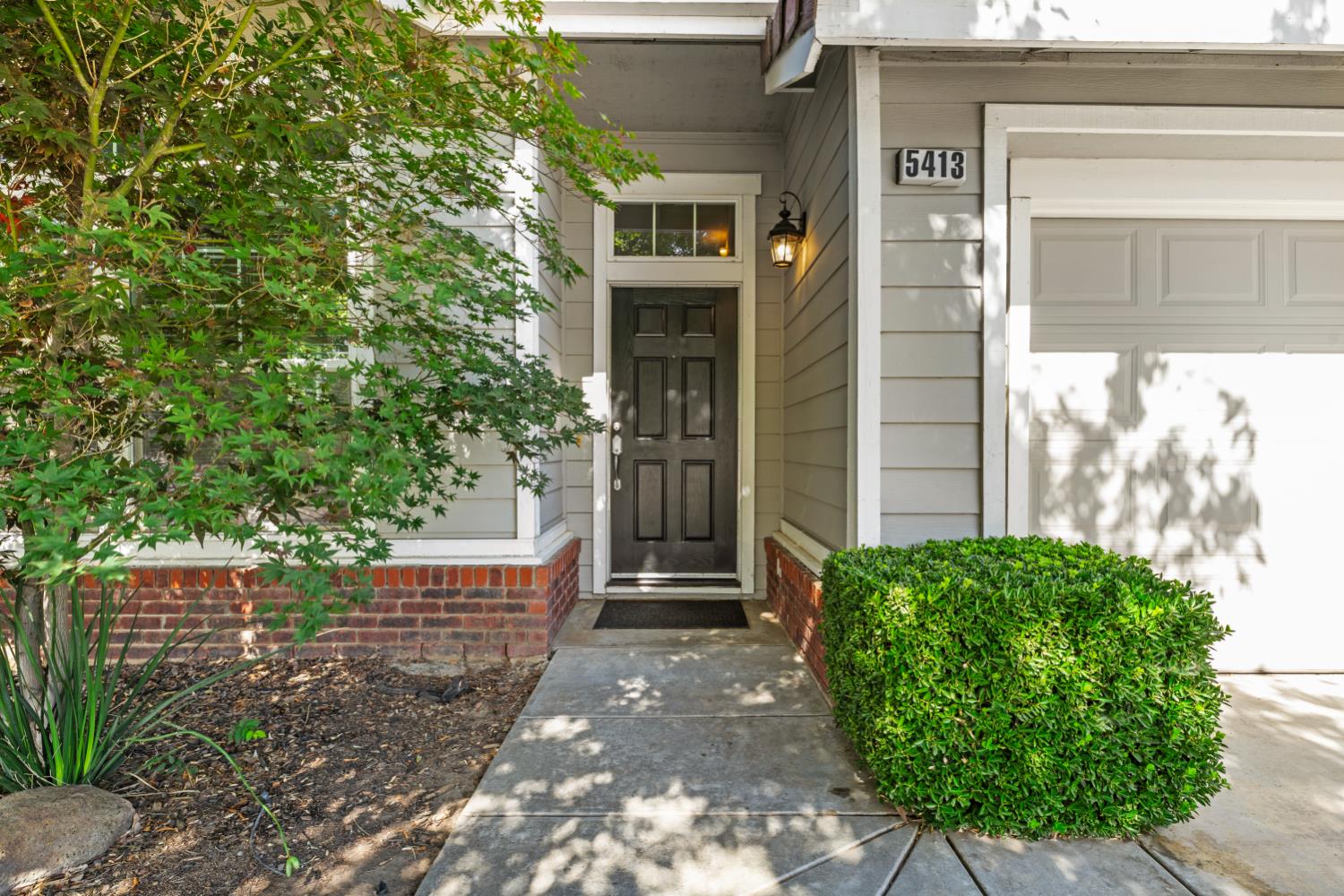 5413 Flintridge Ct, Riverbank, CA 95367