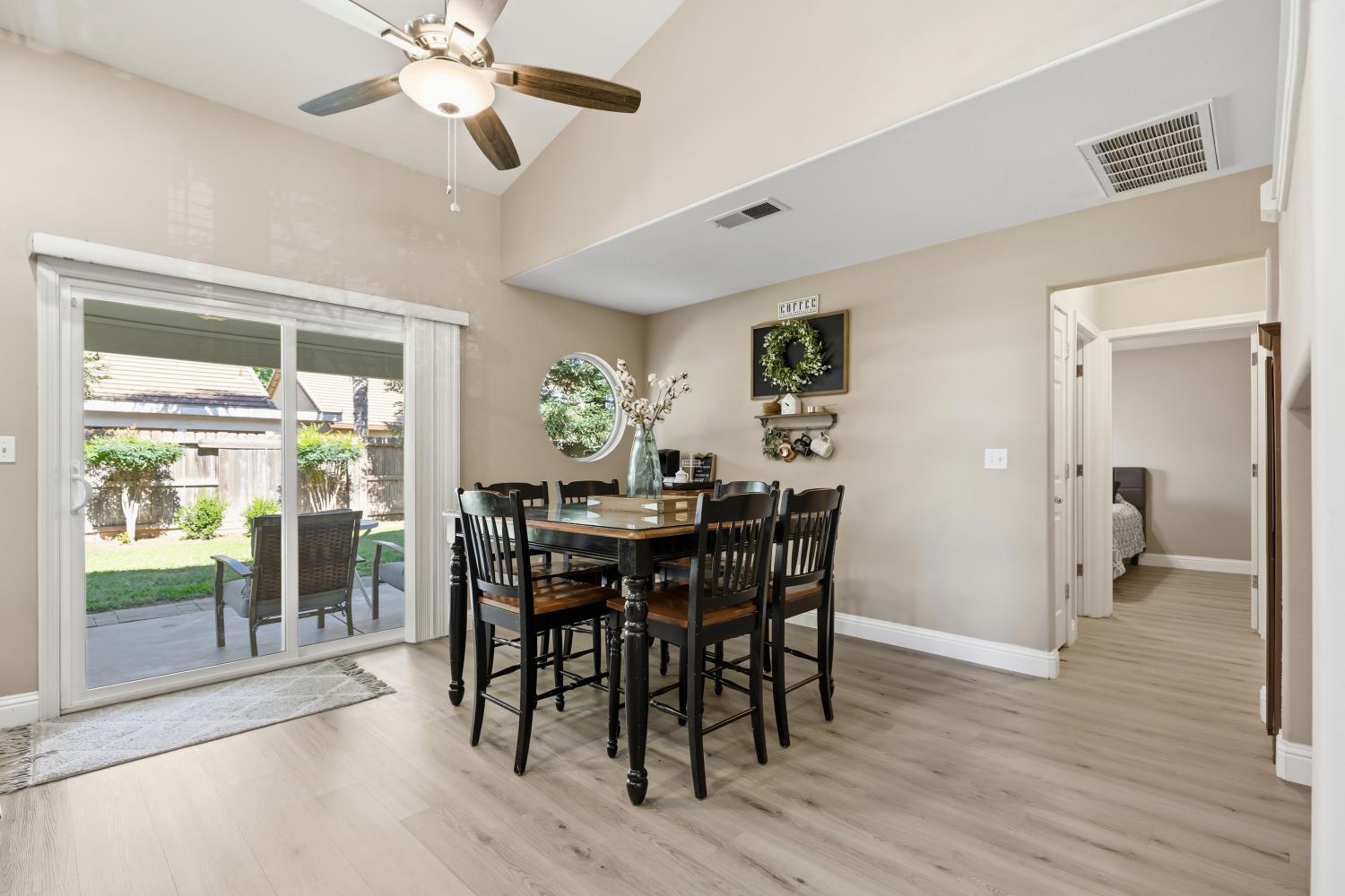 5413 Flintridge Ct, Riverbank, CA 95367
