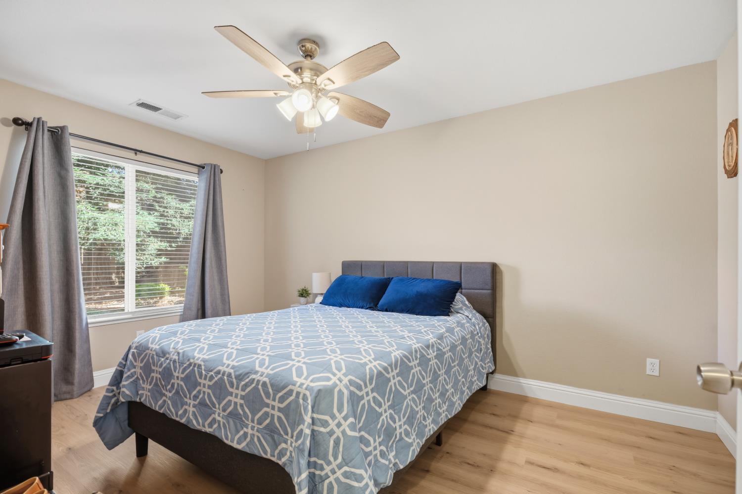 5413 Flintridge Ct, Riverbank, CA 95367