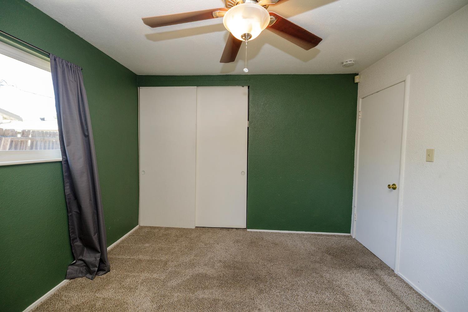 1547 Maddux Ave, Modesto, CA 95358
