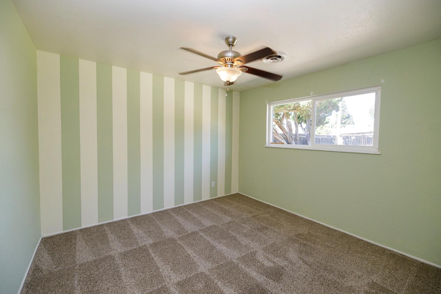 1547 Maddux Ave, Modesto, CA 95358