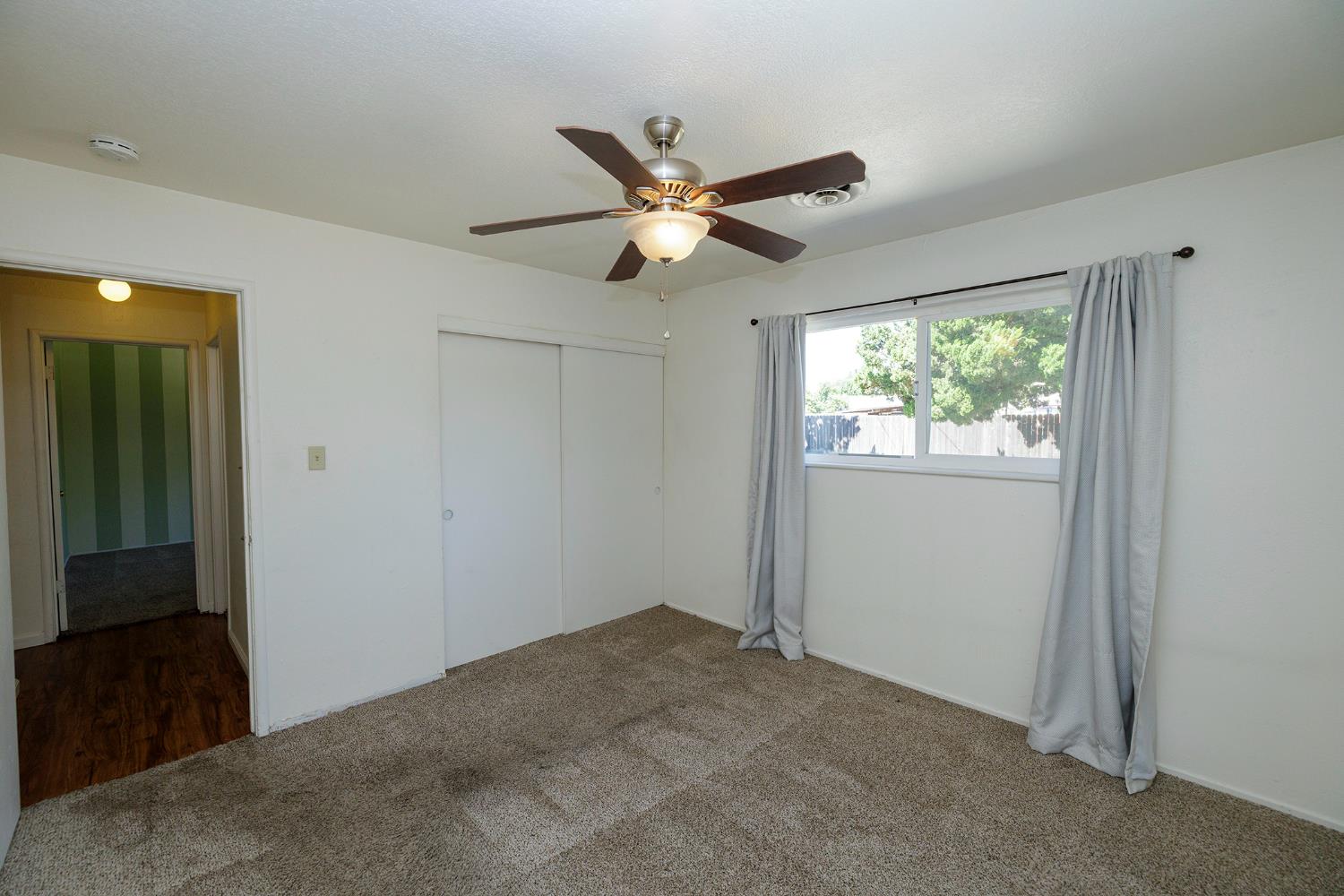 1547 Maddux Ave, Modesto, CA 95358