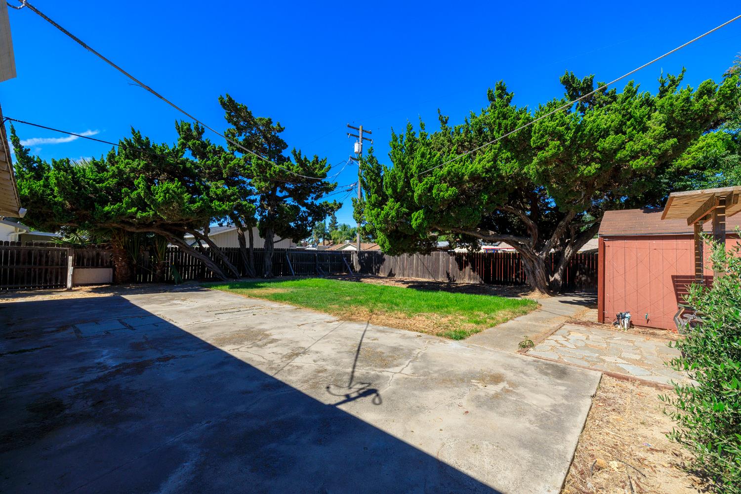 1547 Maddux Ave, Modesto, CA 95358