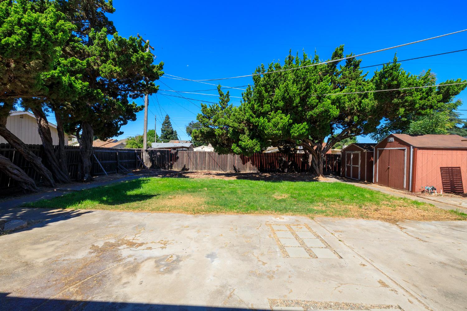 1547 Maddux Ave, Modesto, CA 95358