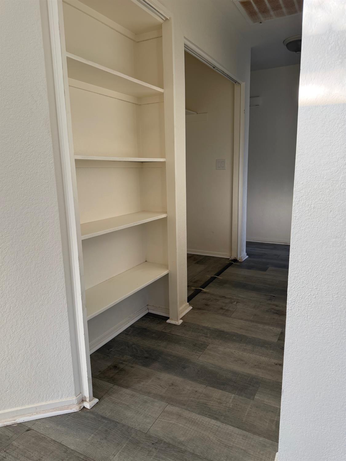 2169 Laguna Way, Los Banos, CA 93635