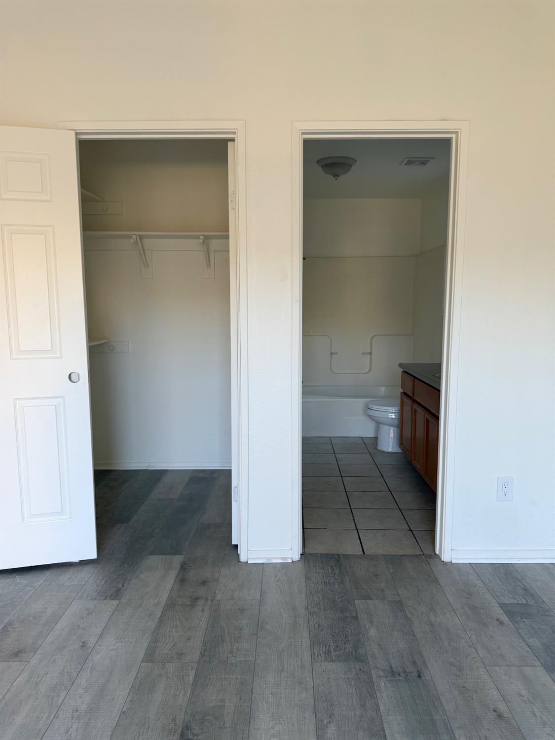 2169 Laguna Way, Los Banos, CA 93635