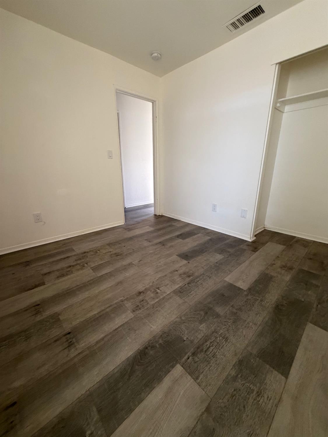 2169 Laguna Way, Los Banos, CA 93635