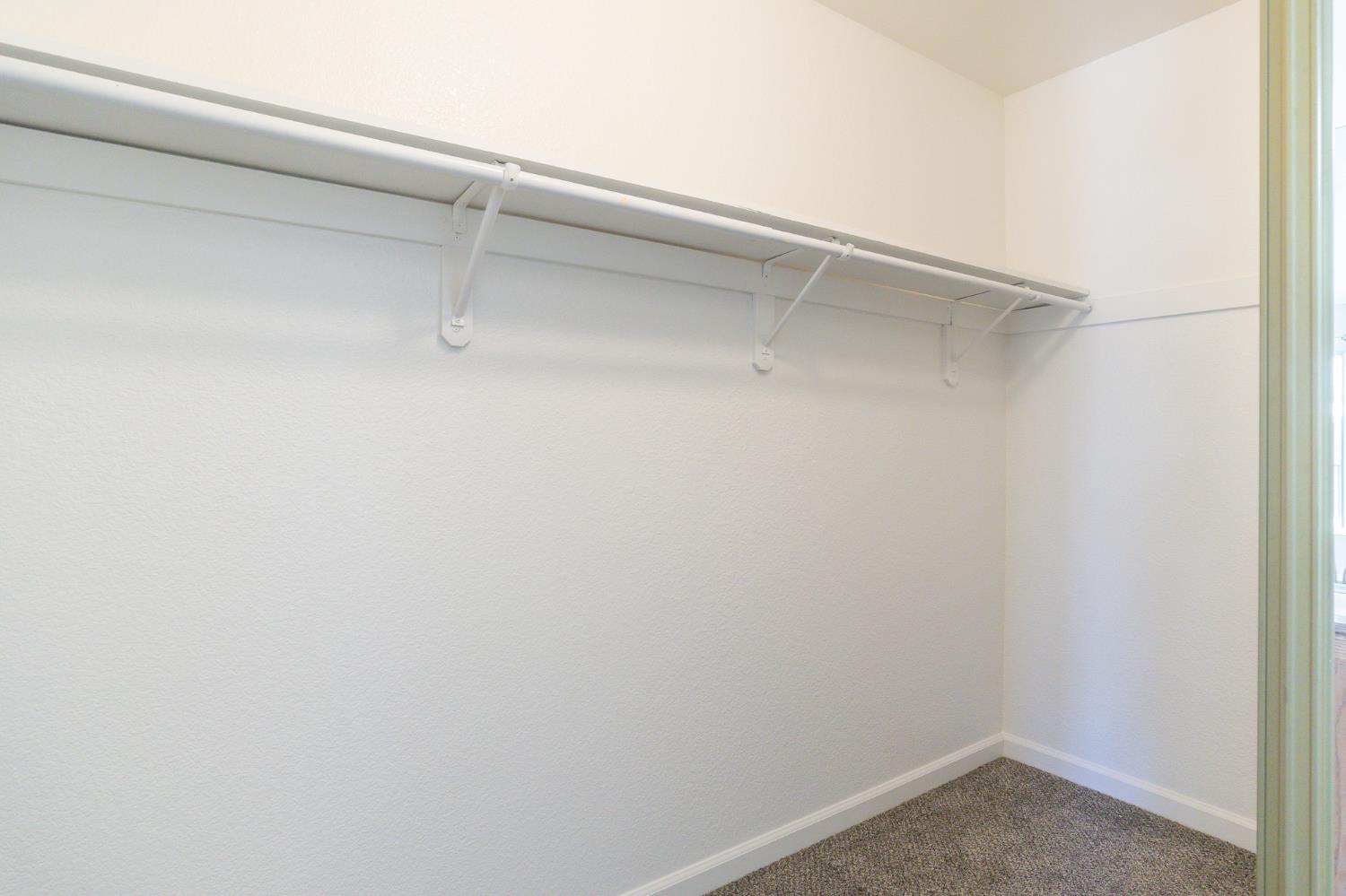 6024 Creek Bend Dr, Riverbank, CA 95367