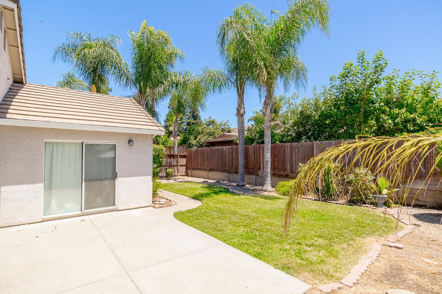 6024 Creek Bend Dr, Riverbank, CA 95367