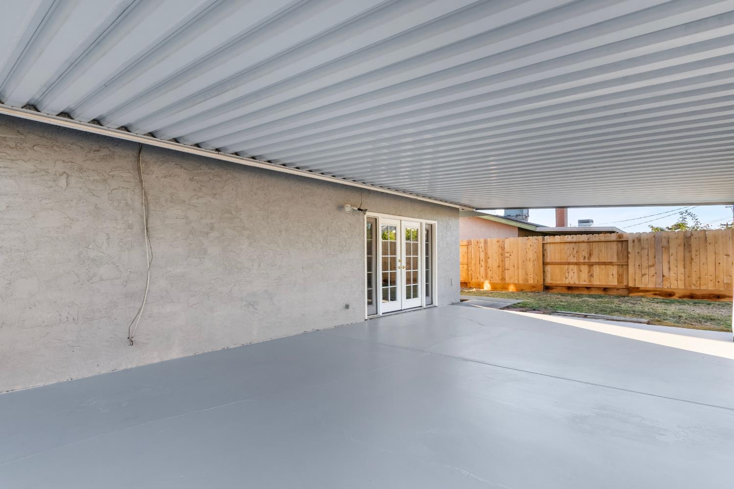 1542 Greenwood Way, Los Banos, CA 93635