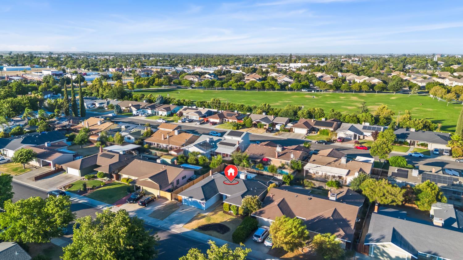 1542 Greenwood Way, Los Banos, CA 93635