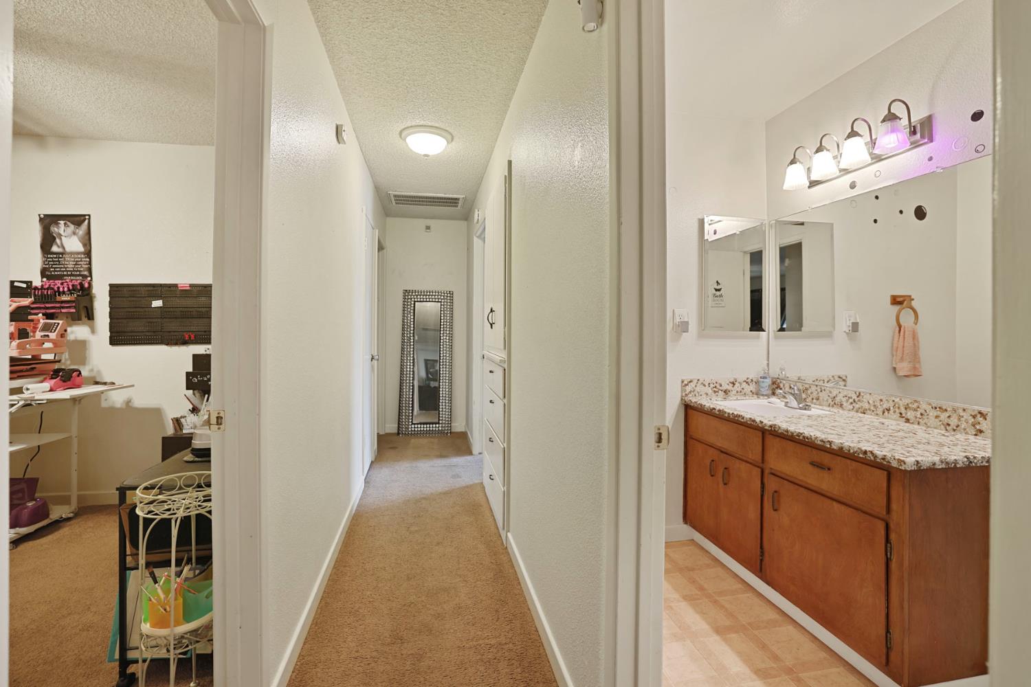 1700 Chapala Way, Modesto, CA 95355