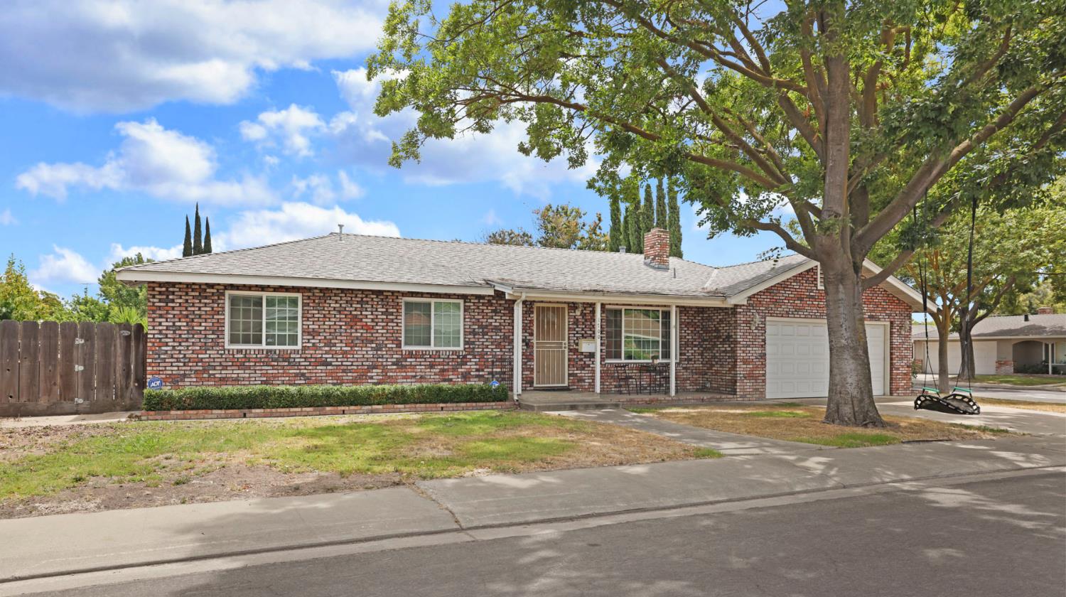 1700 Chapala Way, Modesto, CA 95355