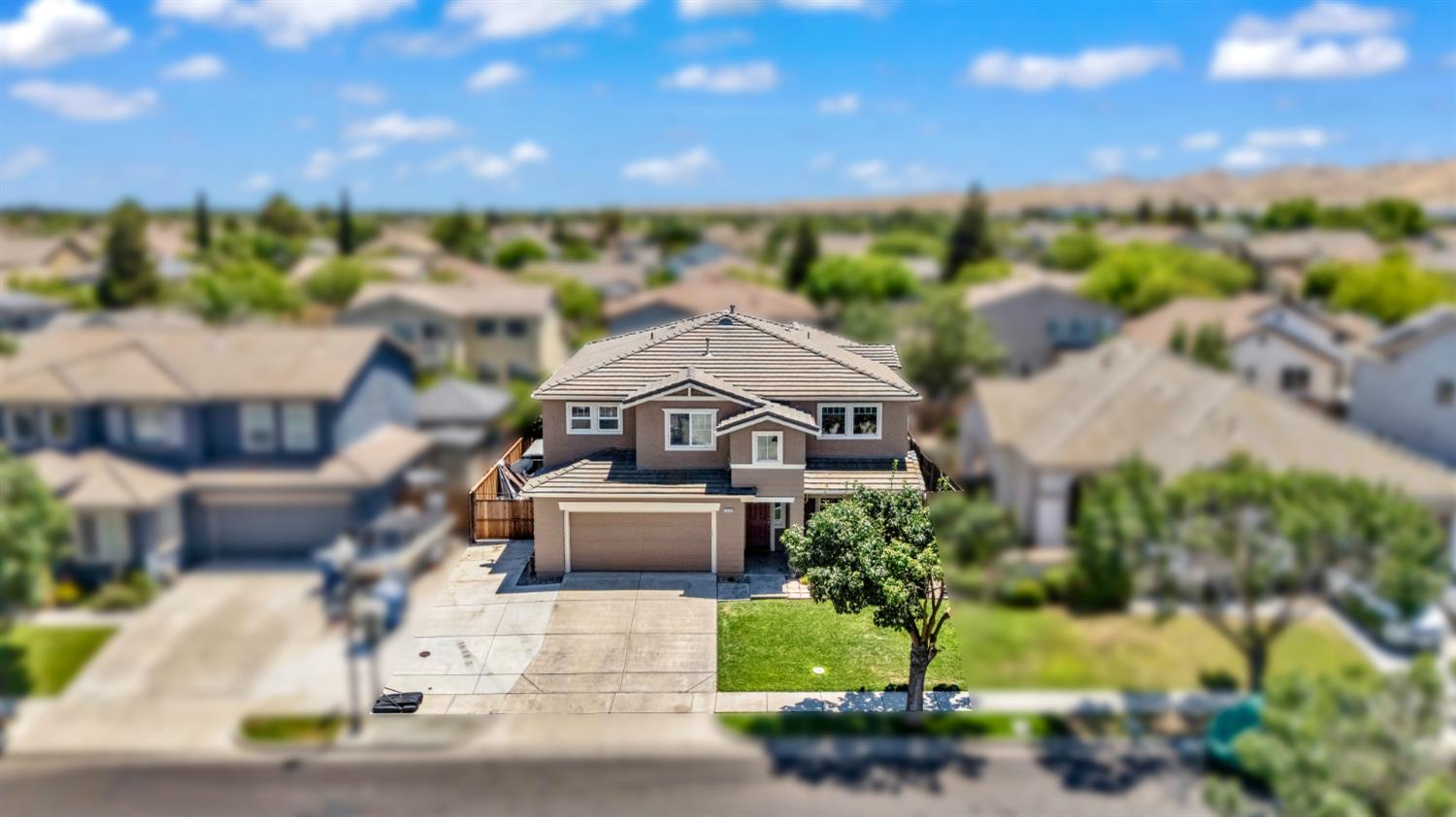 1434 Jake Creek Dr, Patterson, CA 95363