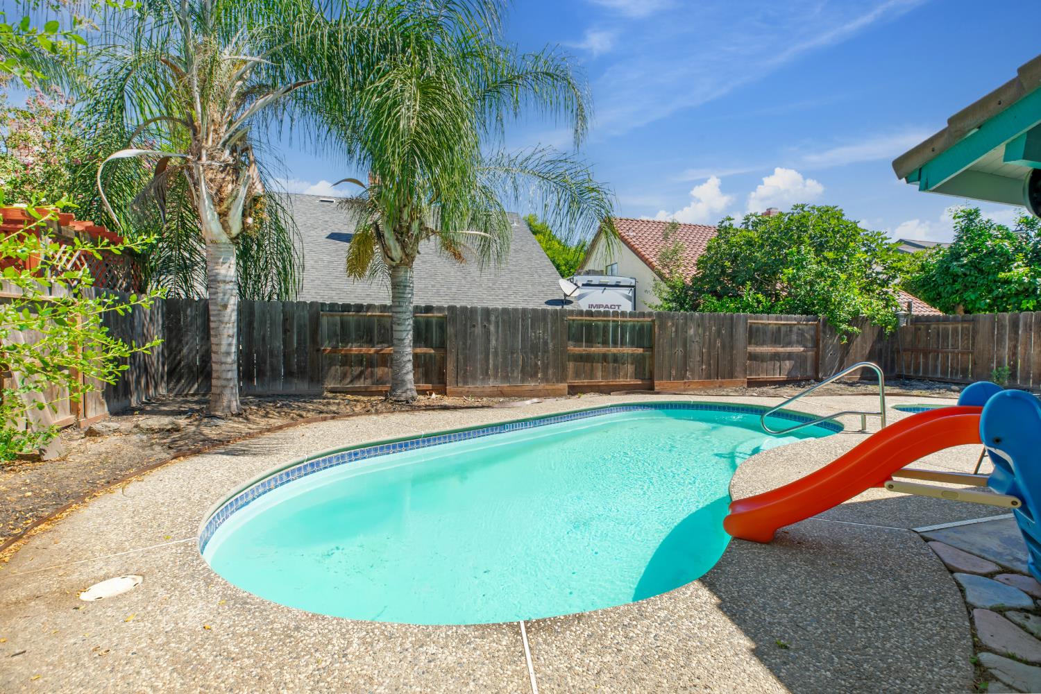 2501 Merle Ave, Modesto, CA 95355
