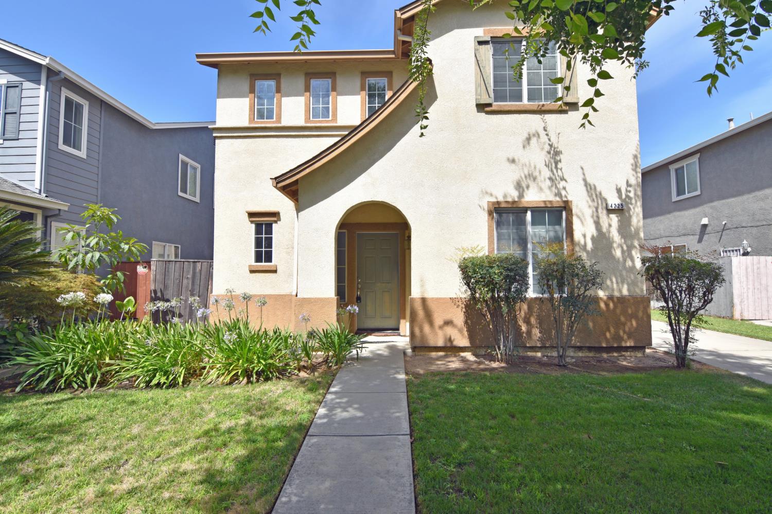 4225 Seranade Dr, Turlock, CA 95382